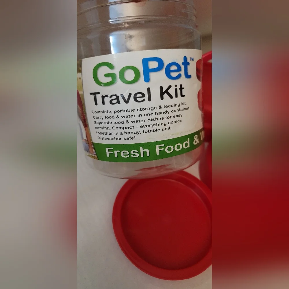 Go Pet Travel food and water Bowl Bowls Kit container Red Clear